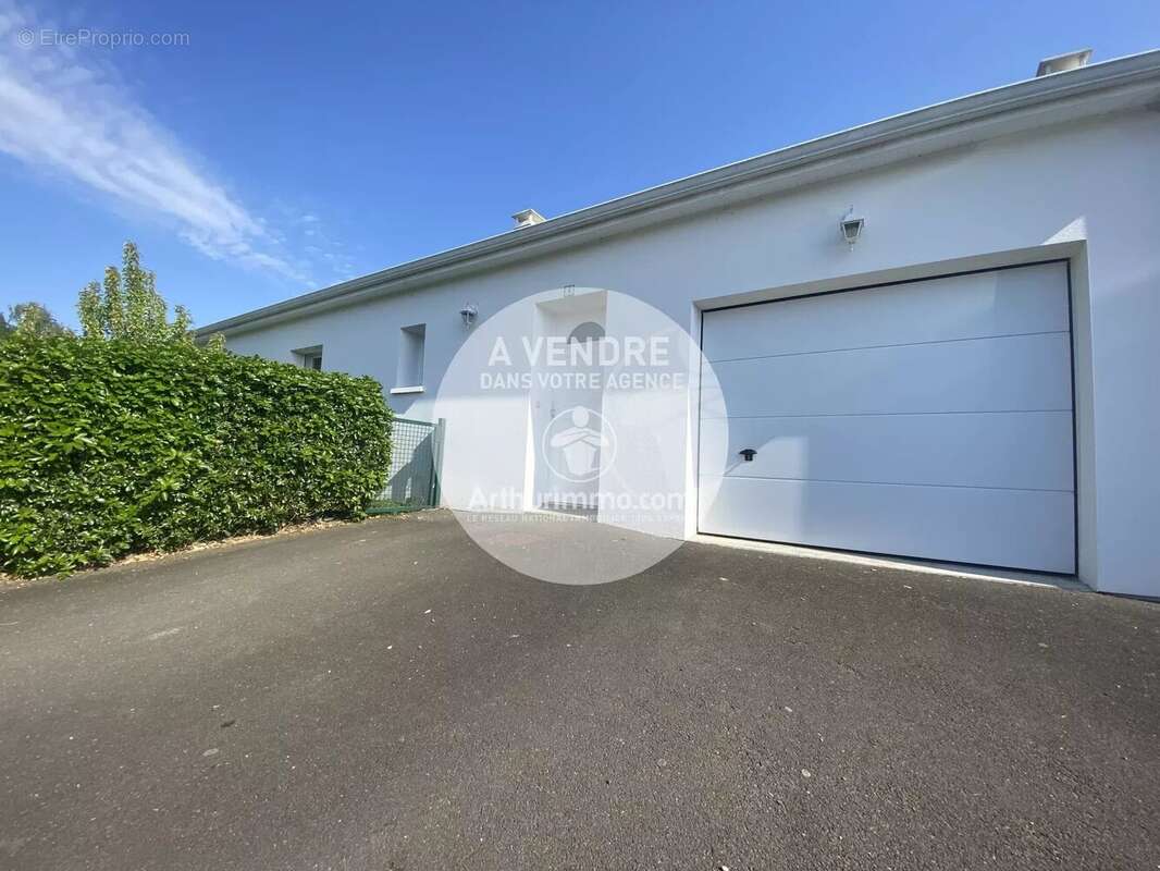 Quartier résidentiel, plain-pied à 500 m du centre bourg - photo 10