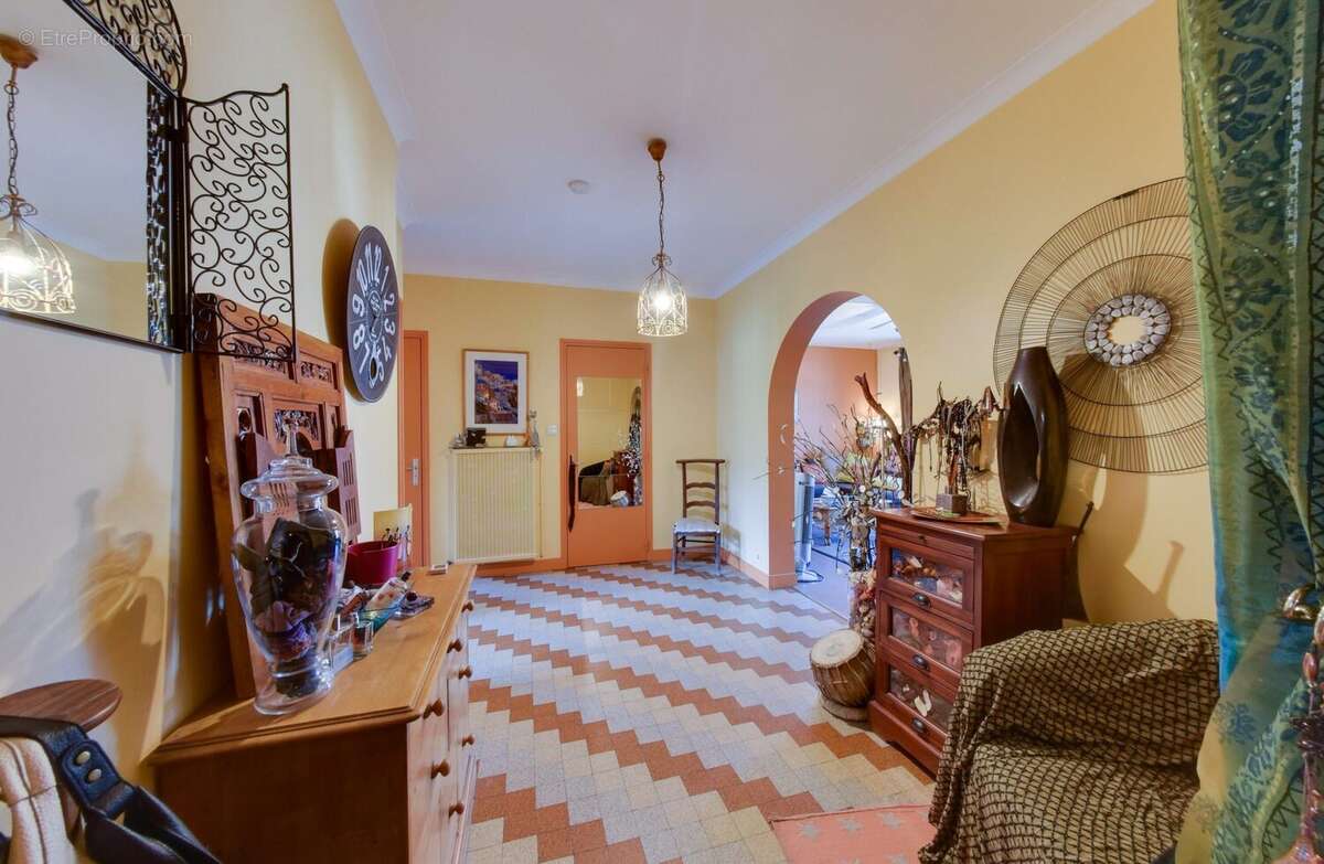 Appartement à SAINT-EGREVE