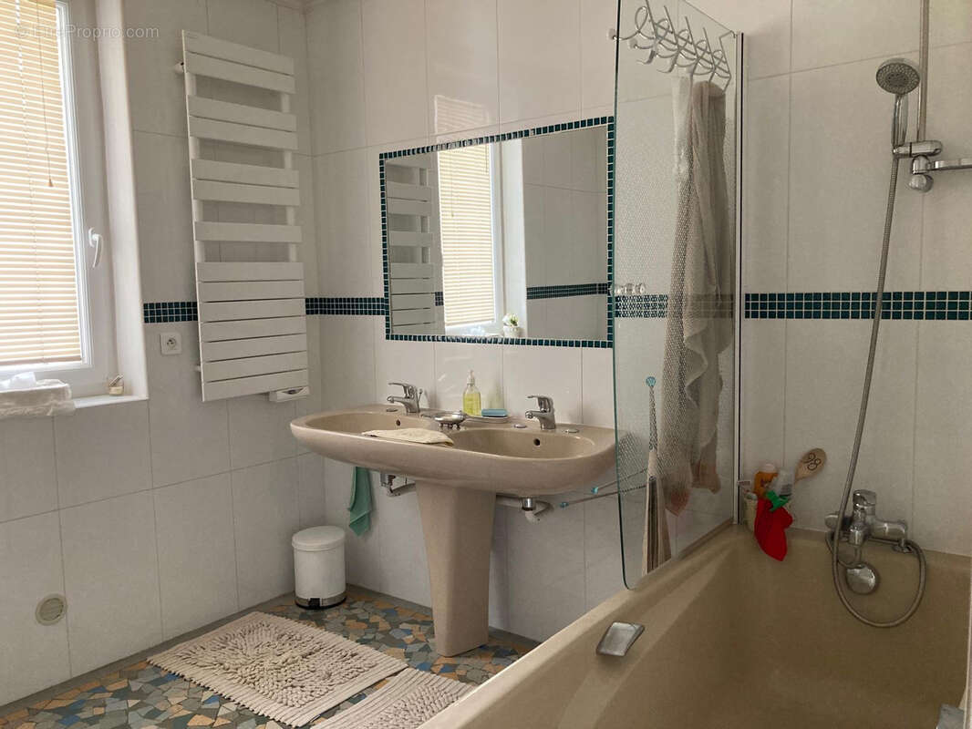 Spacieux Appartement 5 Pièces  Centre-ville, bords de la TOUQUES - photo 15