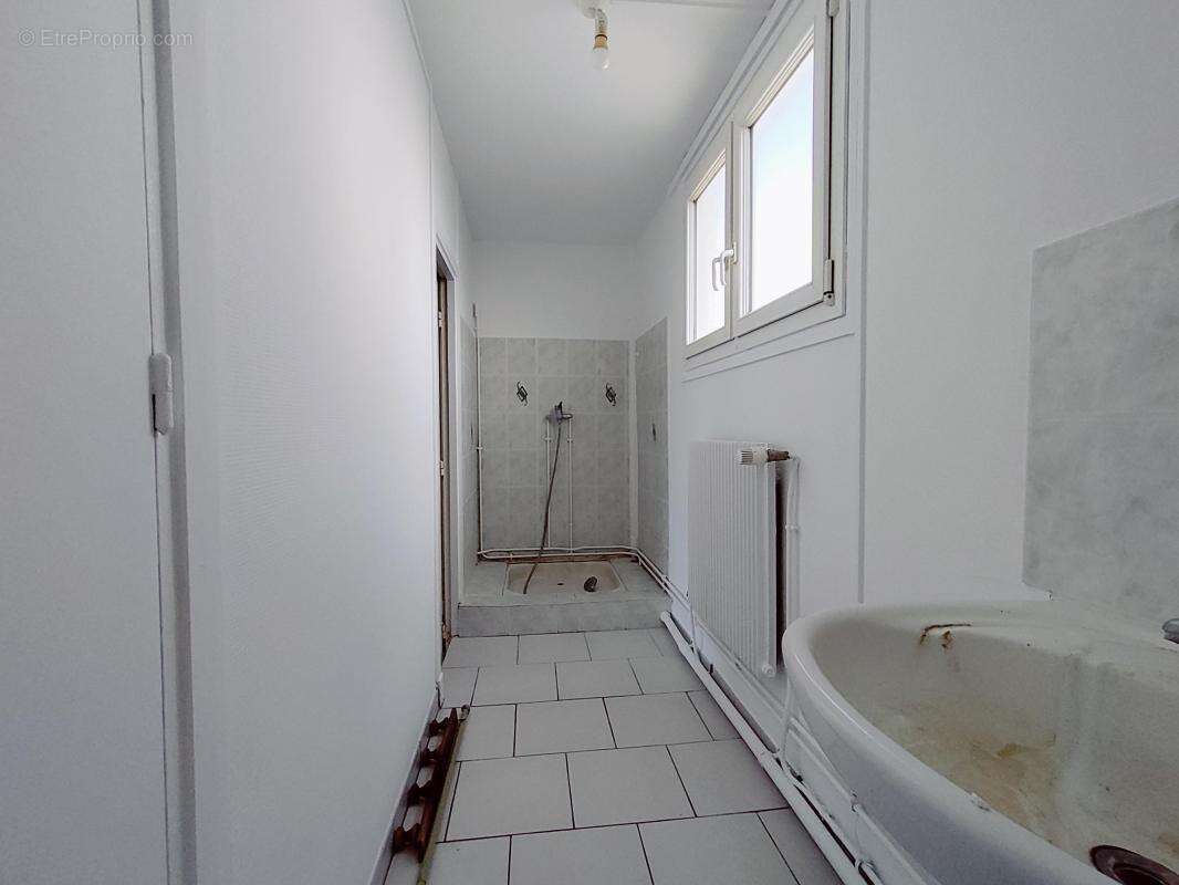 Maison à MERU