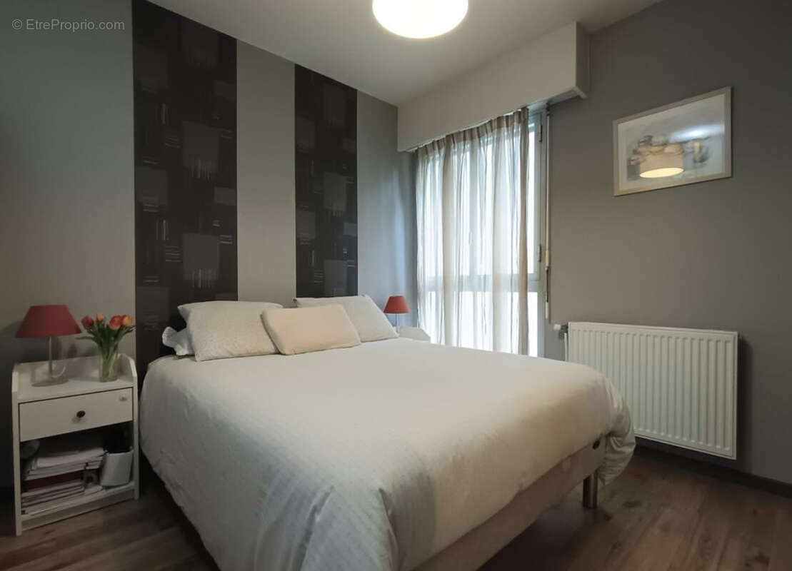 Appartement à MARSEILLE-7E