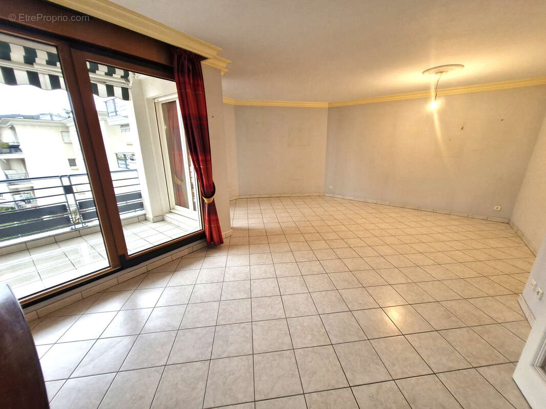 Appartement à BRON