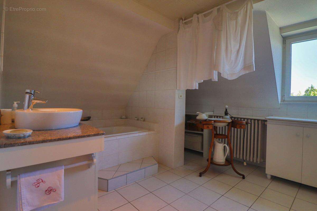 Maison à BISCHWIHR