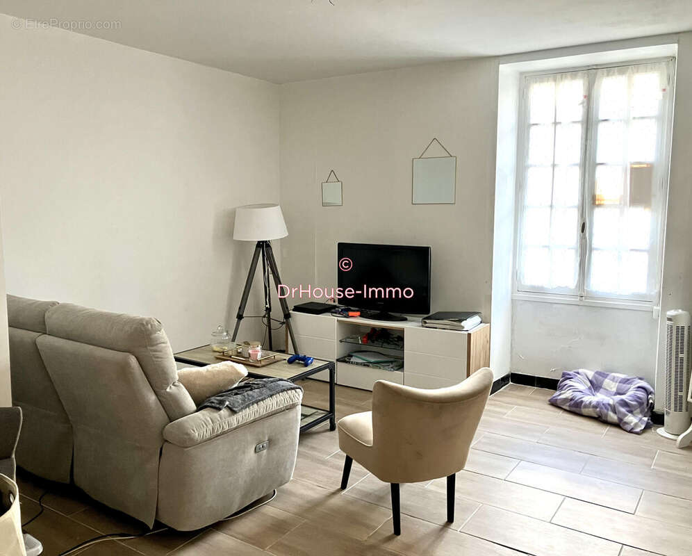 Maison à TERRASSON-LAVILLEDIEU