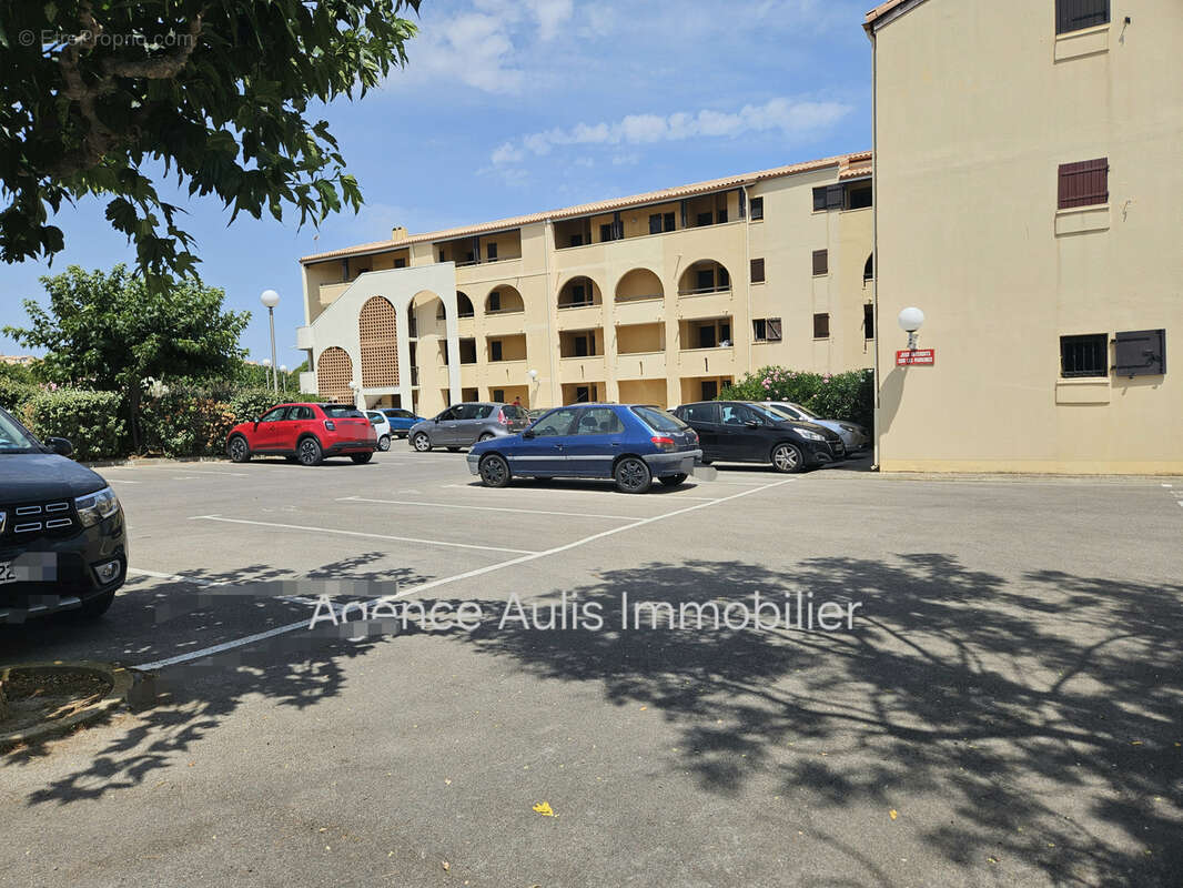 Appartement T2 RDC au milieu de Saint Pierre la mer - photo 4