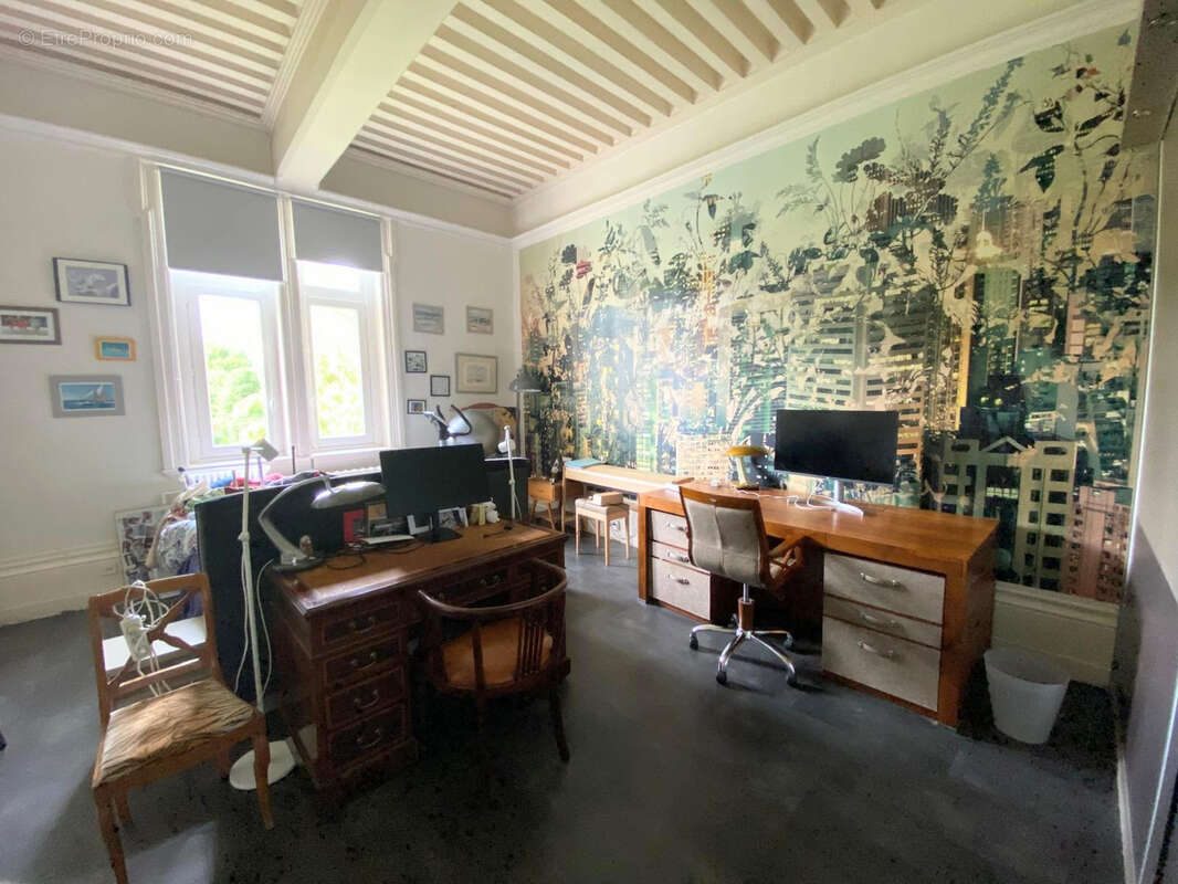 Appartement à COLLONGES-AU-MONT-D'OR