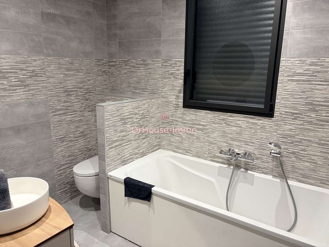 Maison 140 m² à Breviandes  - photo 17