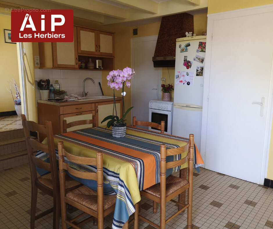 Maison à SAINTE-CECILE