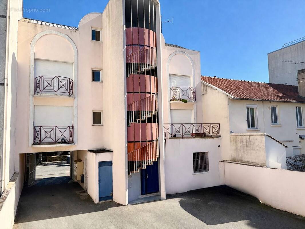 Appartement à SAVIGNY-SUR-ORGE