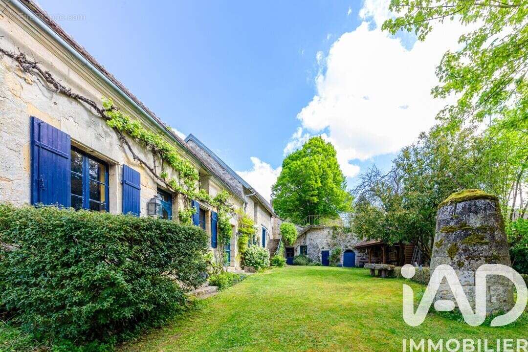 Maison 158 m² à Frouville  - photo 2