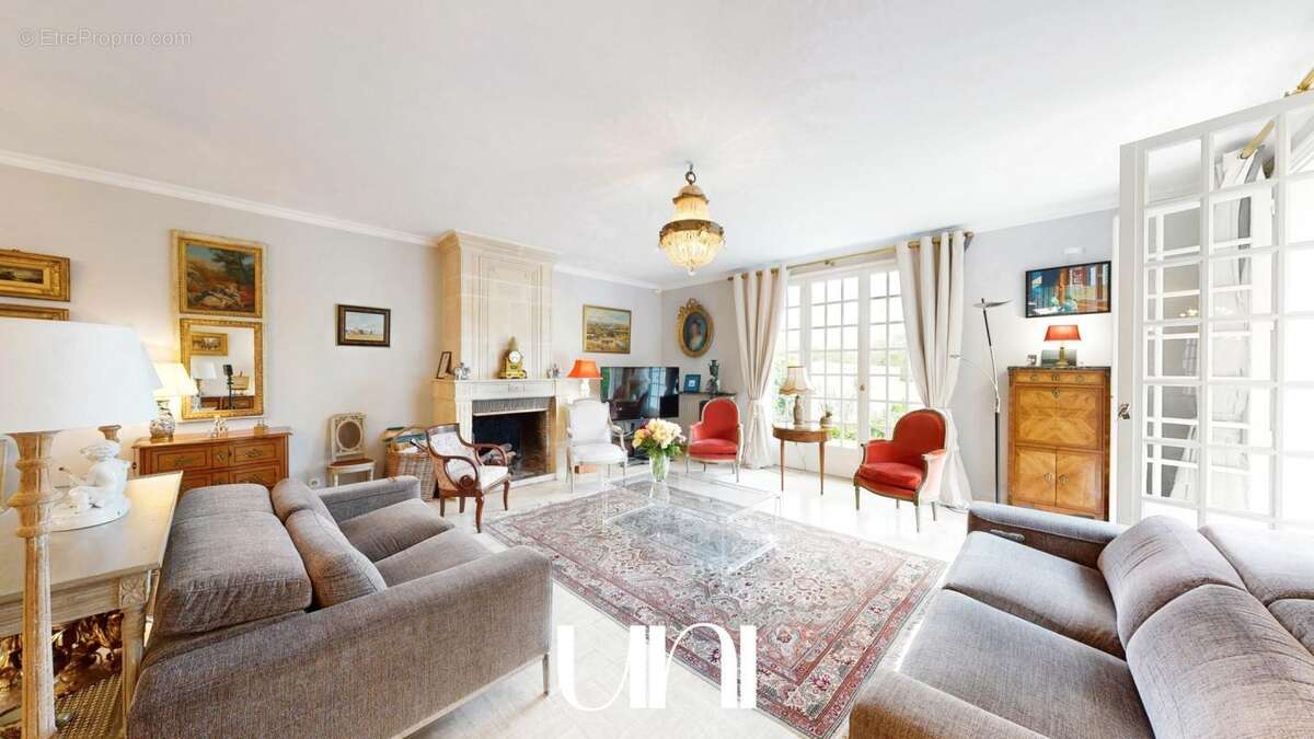 Maison à BRETTEVILLE-SUR-ODON