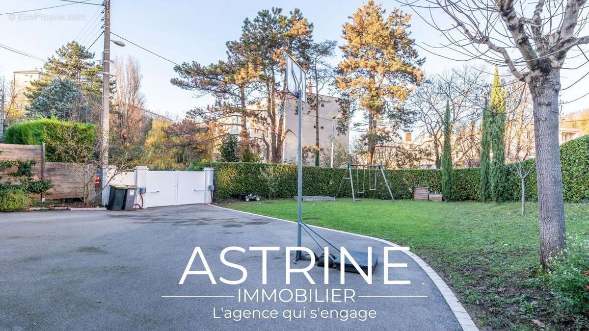 Maison à LYON-9E