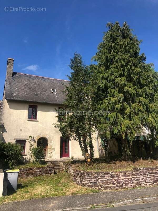 Maison à CHARTRES-DE-BRETAGNE