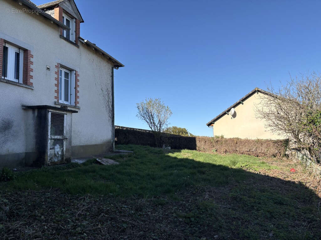 Maison à MASSERET