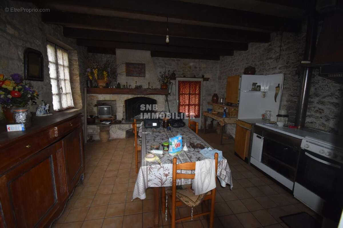 DSC_0045 - Maison à CHAMPNIERS