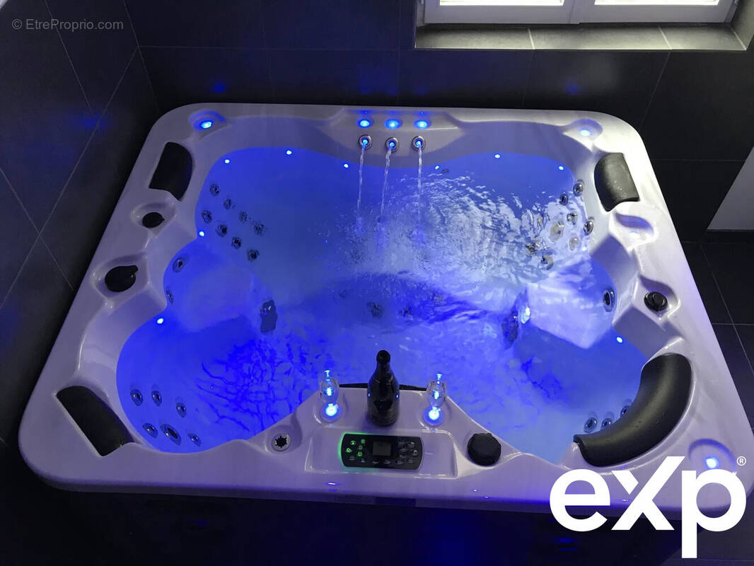 Maison à CHATELLERAULT