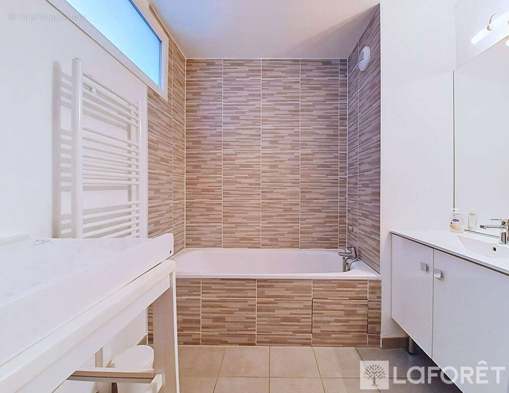Appartement à VILLIERS-SUR-MARNE