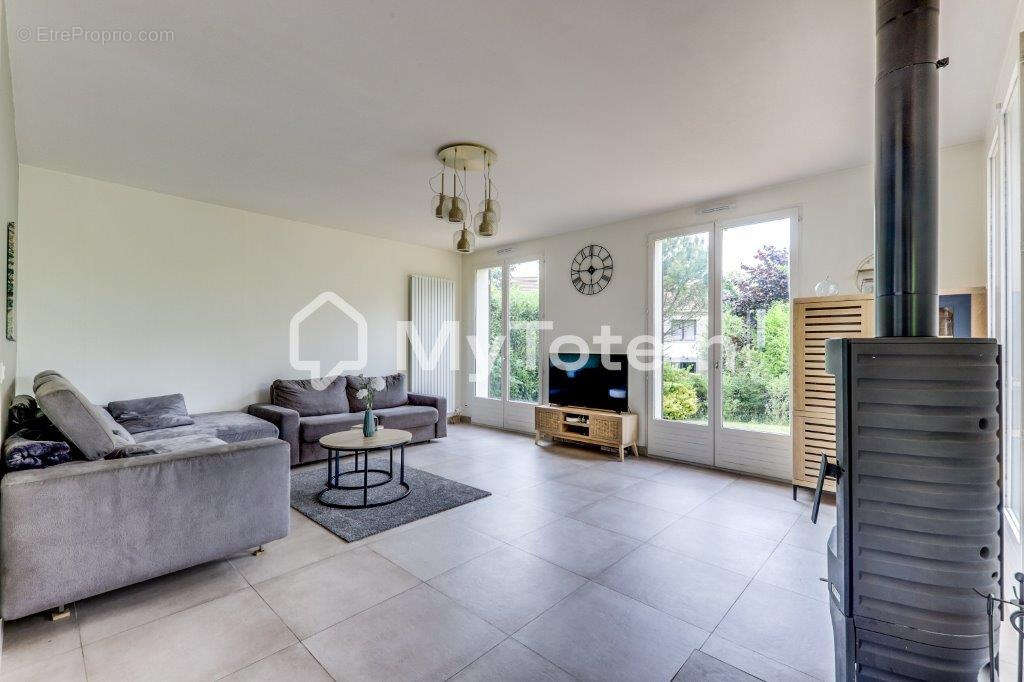 Maison à LOUVECIENNES