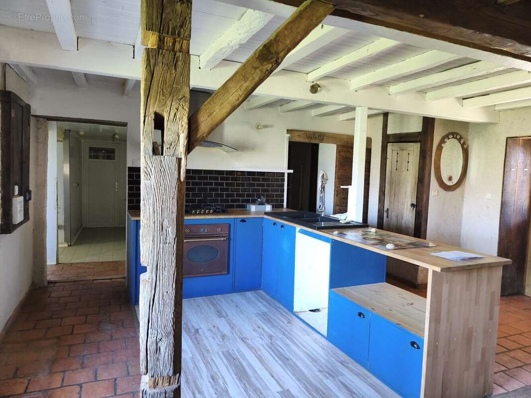 Maison à SAINT-JEAN-SUR-REYSSOUZE