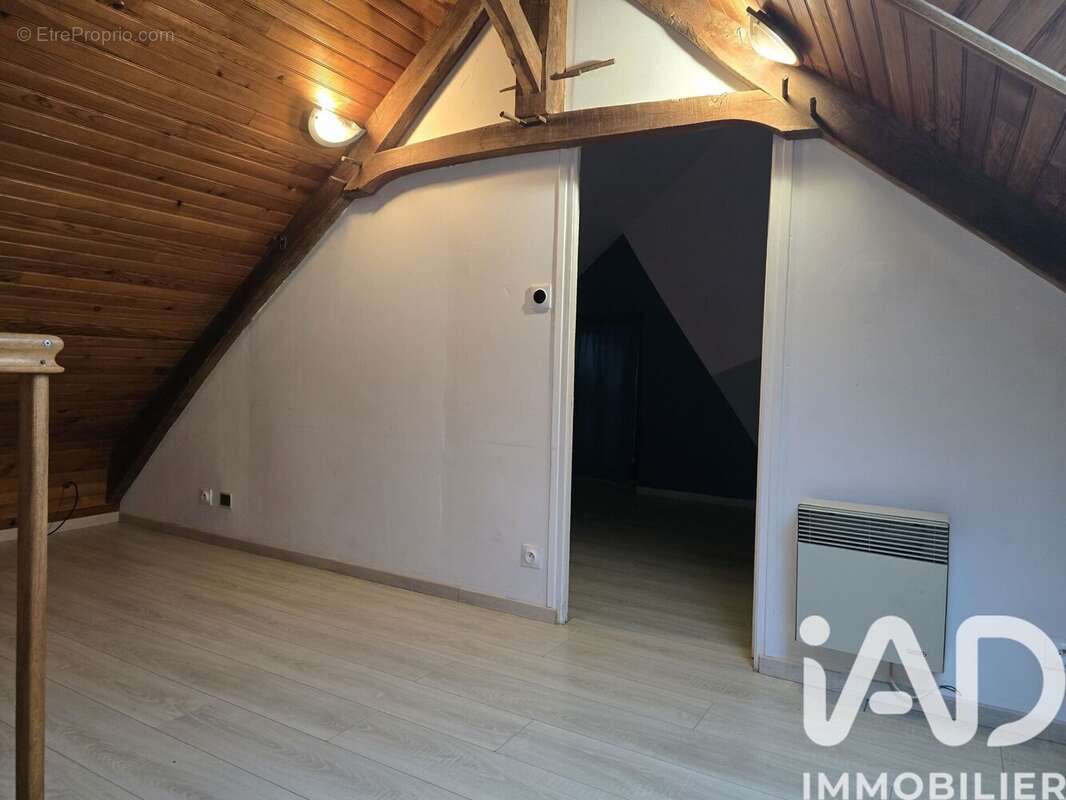 Photo 3 - Maison à ISSE