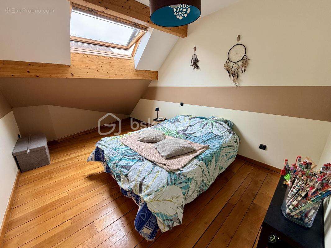 Propriété d'Architecte de 347 m² habitable avec garage et jardin à Charleville - Mézières - photo 8