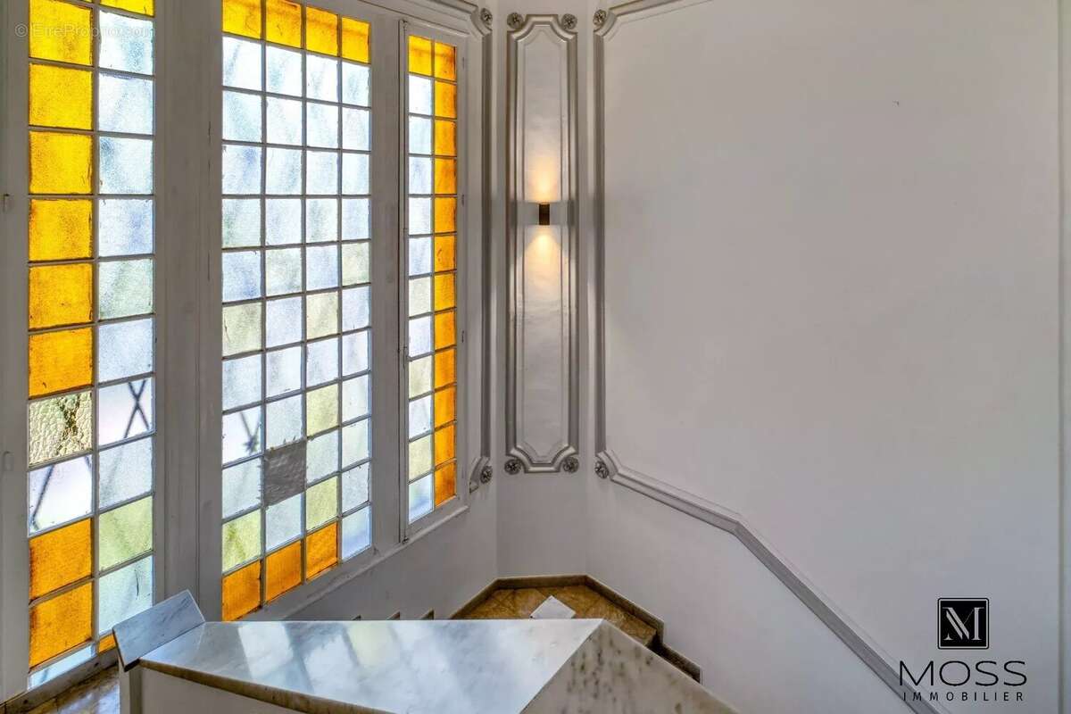 Parc Chambrun . Superbe Villa de 10 Pieces - photo 32