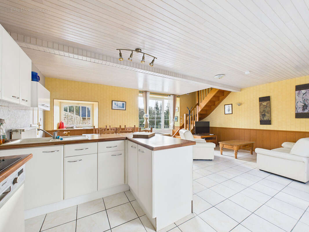Maison à PLOGONNEC