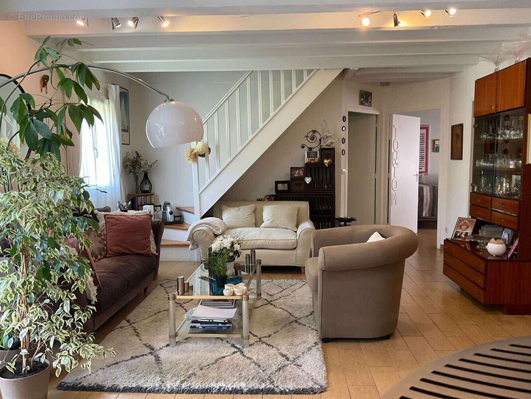 Maison à LE BLANC-MESNIL