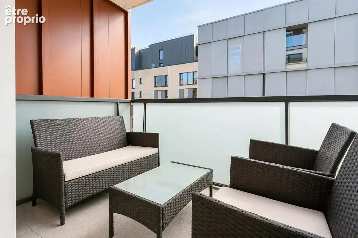 Colombes : Élégant T4 avec Double Balcon - photo 9