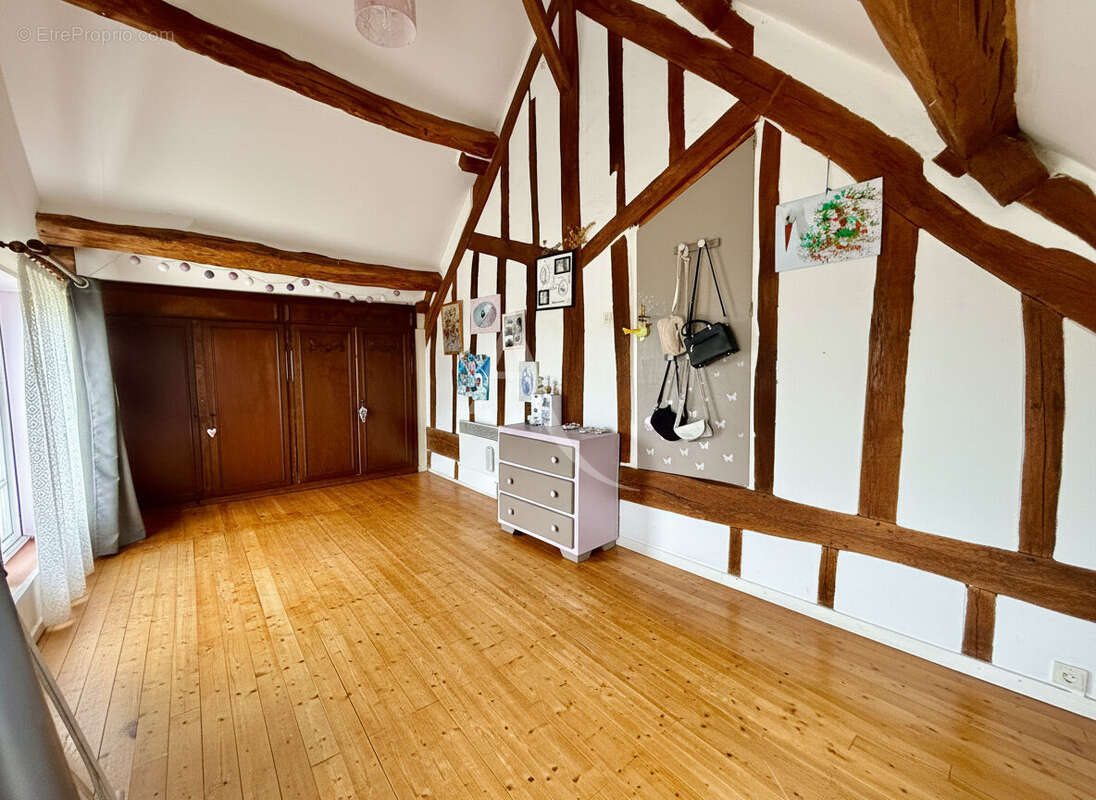 Maison à SAINT-MAIXME-HAUTERIVE