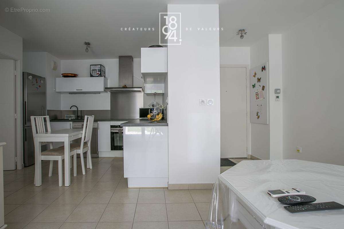 Appartement à MARSEILLE-12E