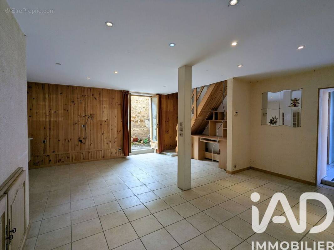 Photo 1 - Maison à APPOIGNY