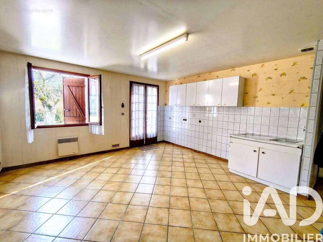 Maison 40 m² à Somsois  - photo 4