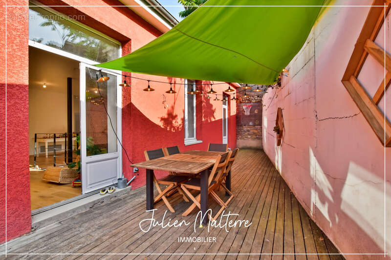 Appartement à SAINT-ETIENNE