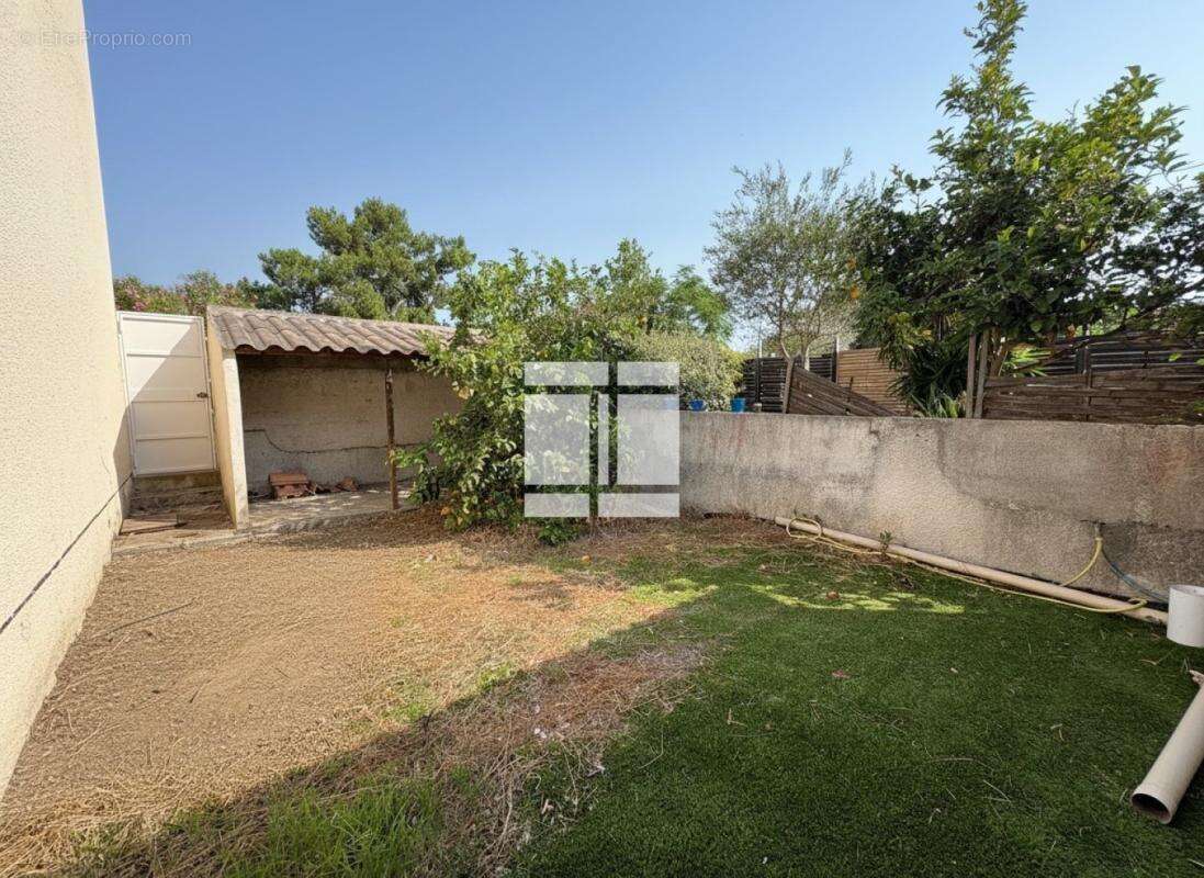 BORGO - Mini villa T2 avec jardin et accès à la mer et aux commerces à pieds - photo 13