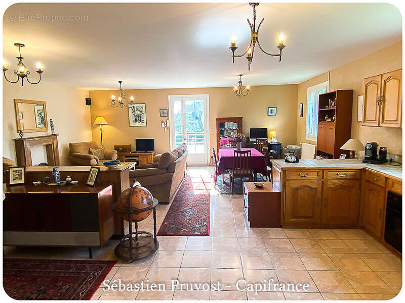 Maison à SAINT-PARDOUX-LA-RIVIERE