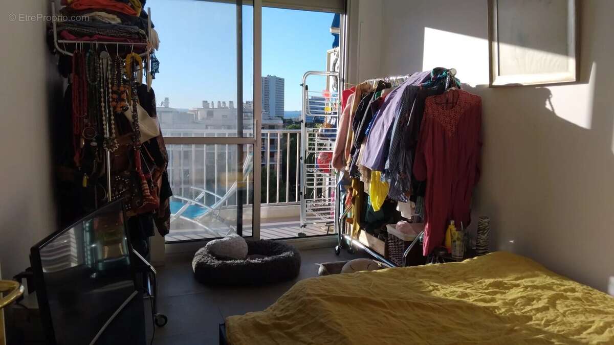 Appartement à MARSEILLE-9E