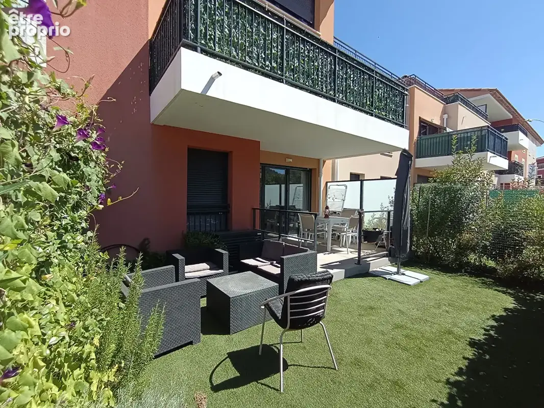 Appartement à LE PUY-SAINTE-REPARADE