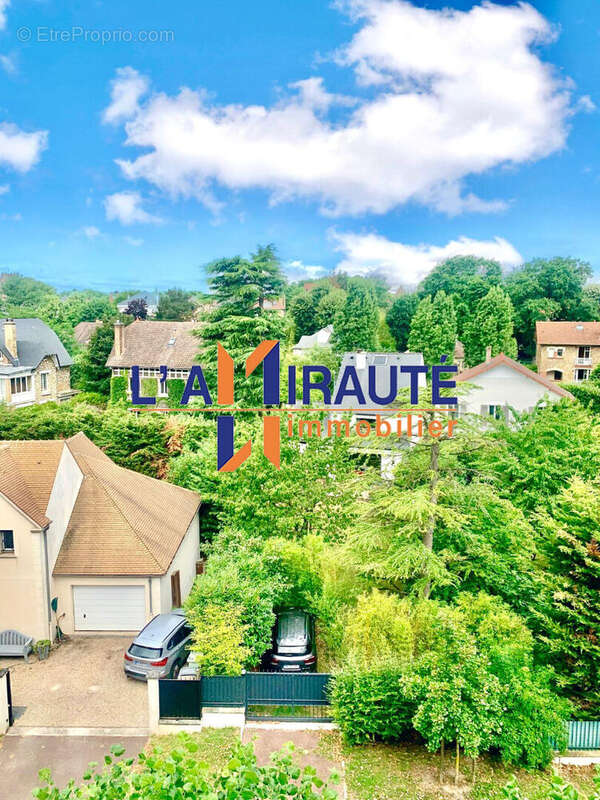 Appartement à MAISONS-LAFFITTE