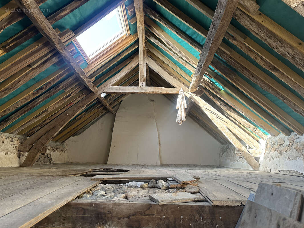 Maison de campagne sur 14 hectares à 280m du 1er voisin ! - photo 18