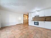 Photo 1 - Appartement à VIRY