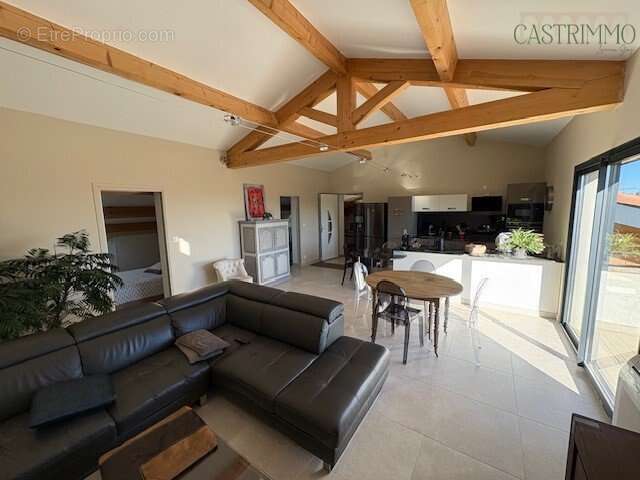 Maison à RESTINCLIERES