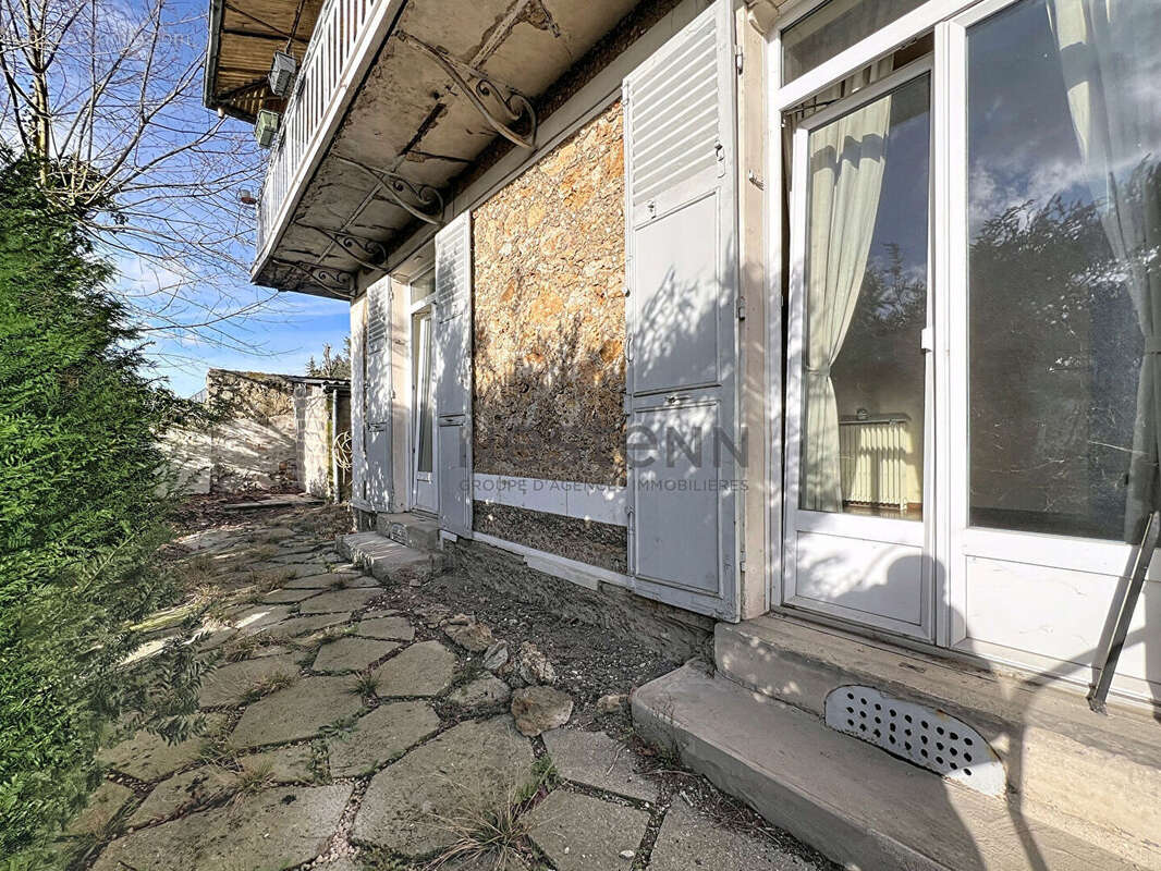 Appartement à VILLENEUVE-SAINT-GEORGES
