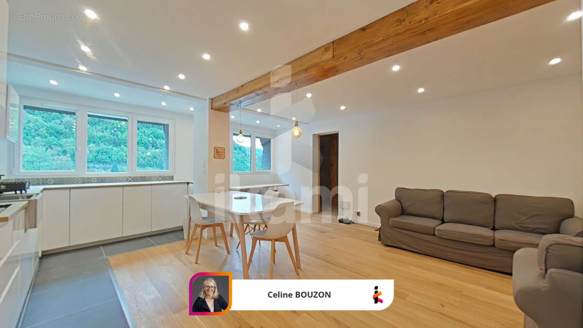 Appartement à MOUTIERS