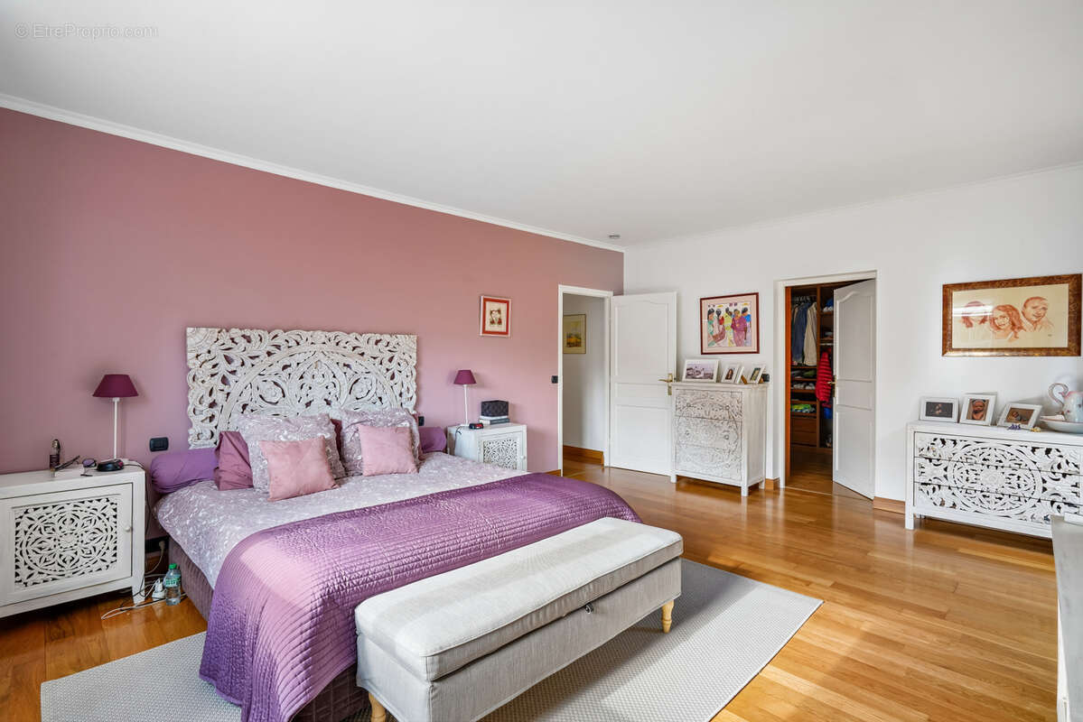 Maison à LOUVECIENNES