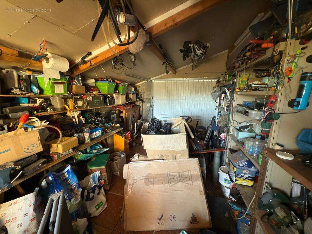 Maison à SAINT-GAL-SUR-SIOULE