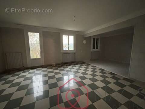Pavillon individuel sur un terrain de 475 m² - photo 5