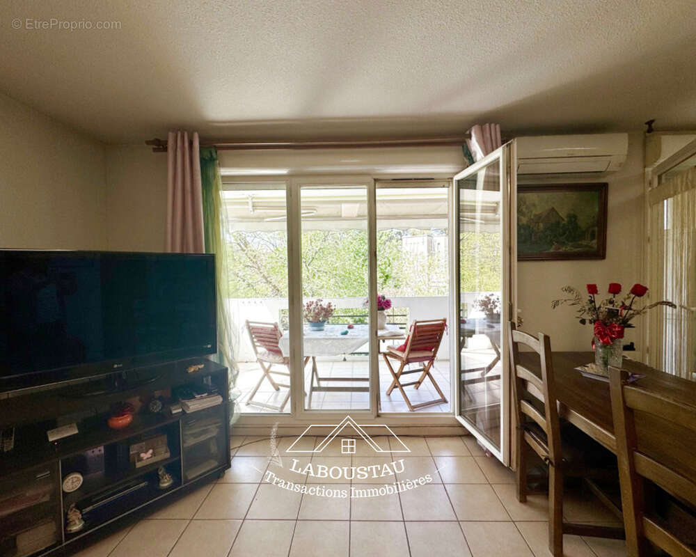 Appartement à MARSEILLE-15E