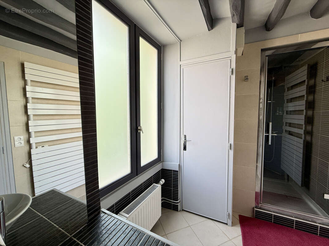 Maison à MORAINVILLIERS