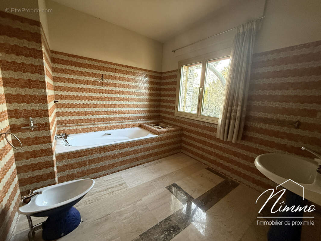 Maison à NIMES